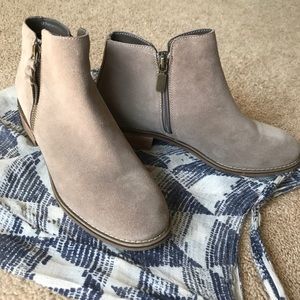 Cream Suede Liam Blondo Booties